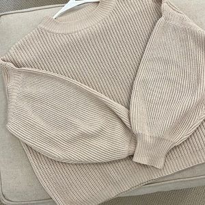Neuflora Cream Patterson Sweater Size M/L